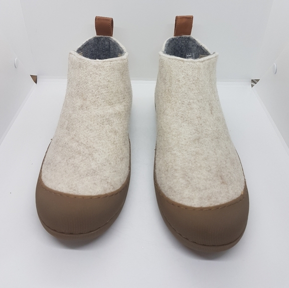 Nwb Greys The Outdoor Oatmel gum Slipper Boot  Sz 8 - Picture 2 of 8